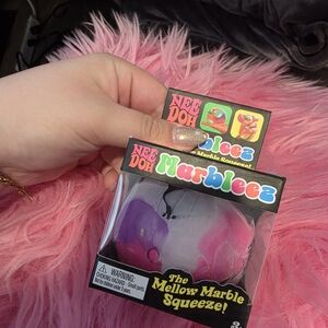 Marbleez Mellow Marble Squeeze Toy - Pink and Purple